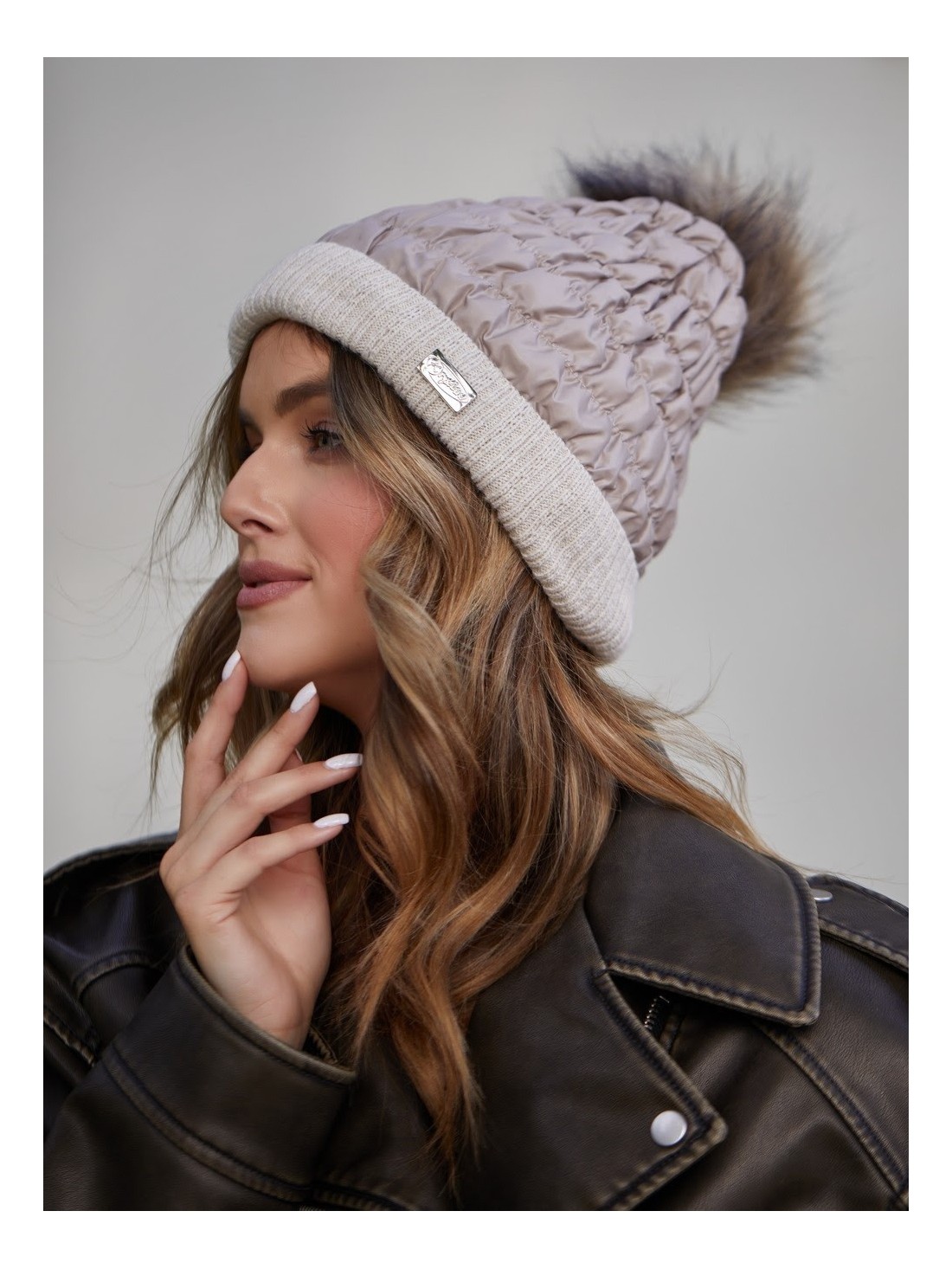 Palarie de iarna din bumbac cu pompon, bej C31 - Magazin online - Boutique